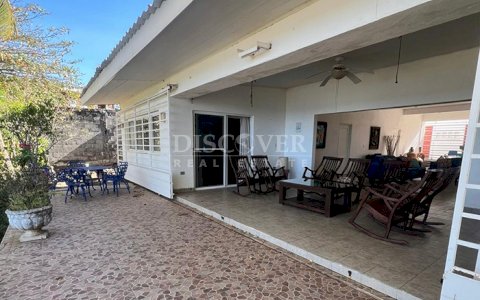  Cozy house for sale in the beautiful El Transito Beach - León 