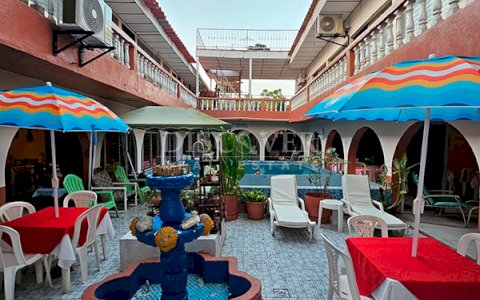  Oceanfront hotel for sale with panoramic ocean views - Pochomil