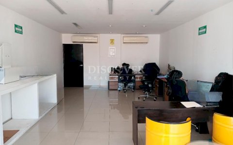  Two-story building for sale near Montoya