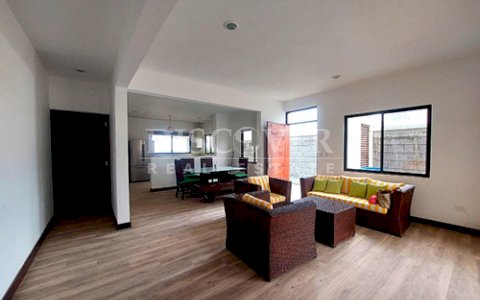 House for sale in exclusive condominium in Santo Domingo