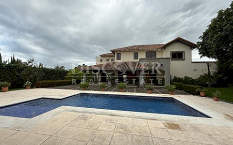  For sale house with swimming pool and fruit garden Santo Domingo