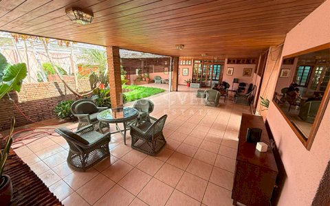 Spacious furnished house for sale/rent on Carretera Norte