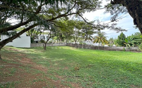  Land for sale in exclusive residential area - Villa Fontana