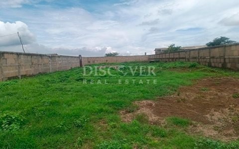 Land for sale opposite the highway in El Crucero