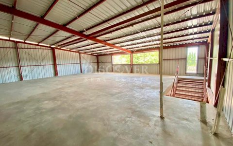  Office-warehouse for rent on the road to Masaya