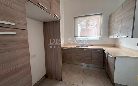  House for rent located in a condominium area on Carretera Sur