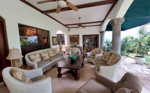  House for sale/rent in La Estancia de Santo Domingo