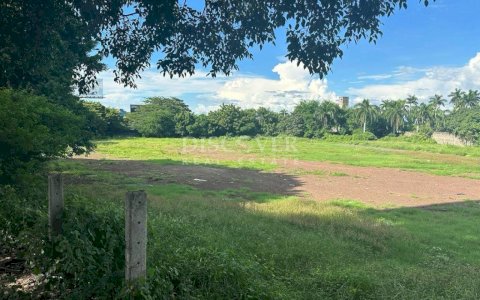  Land for sale located in the center of Managua