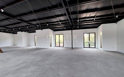 Commercial modules for rent in Las Colinas 