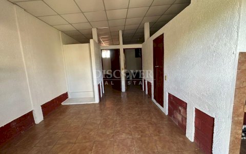  2-Story Building for Rent on Carretera Sur