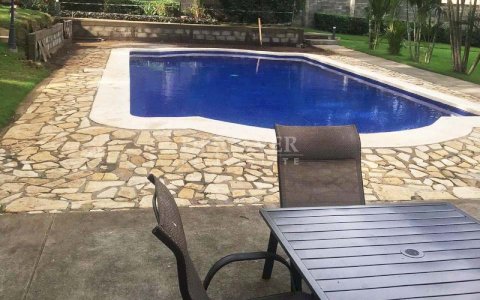  Apartment with excellent panoramic view for rent in