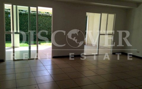 House for Rent in Cumbres de las Colinas Condominium ID 8797