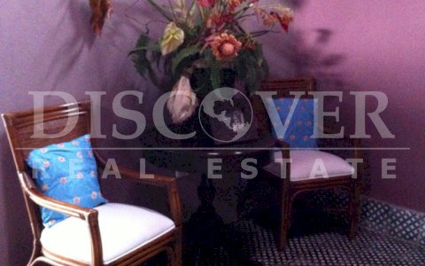 Colonial Home for Sale in Granada City ID 9151