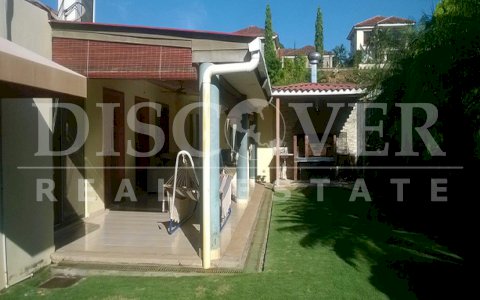  House for Rent in Portal El Carmen Condominium ID 9472