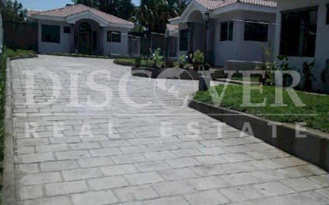  Houses for Rent in Condominium in Satelite de Asososca ID 9538