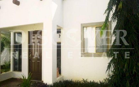 Houses for Sale or Rent in the Arcángeles Condominium ID 9665