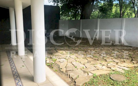  House for rent in Acoma residential