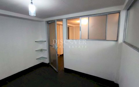  Office for rent in Los Robles