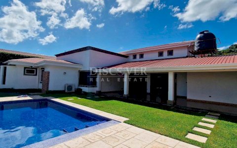  Property available for rent and sale - Villa Fontana Sur