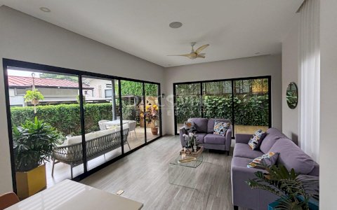  Cozy house for sale in Villa Fontana condominium