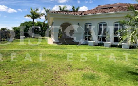  House for Sale in Cascada del Bosque Residential