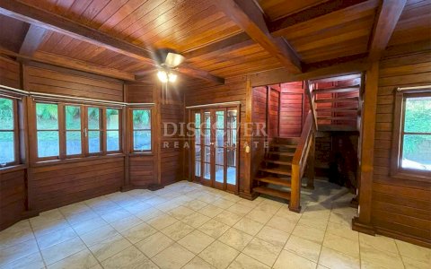 Beautiful Wooden Chalet for Rent in Villa Fontana Sur
