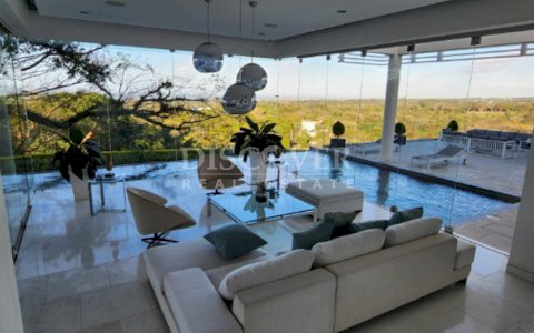  House for rent in the cool and safe area of Carretera Sur