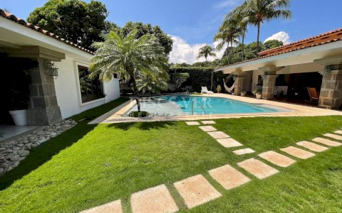 House for sale in Las Colinas Sur. 