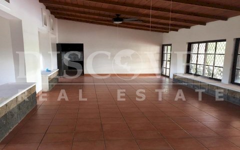 Beautiful House for Sale and Rent in Carretera Sur ID 12561