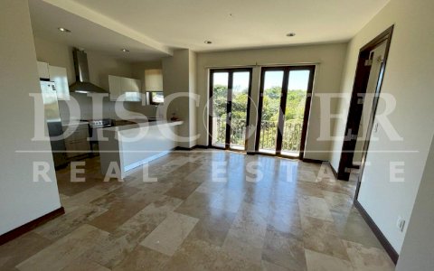  Spectacular Apartment for Rent in Miralagos Condominium ID 12970