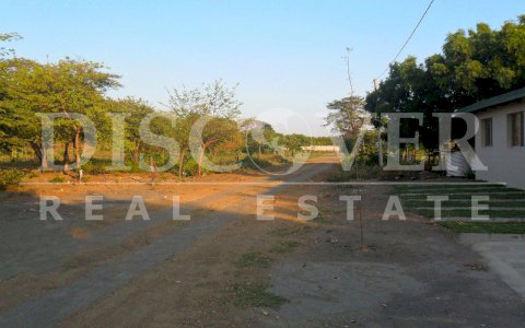  Lots for Sale in Urbanization Costa Azul ID2007