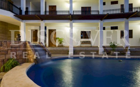  Spacious Hotel for sale in Bolonia