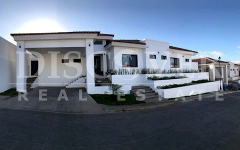  House for Sale and Rent in Lomas de Santa Lucia Condominium ID 11542