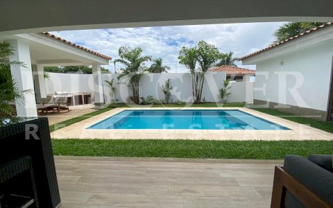  House for Sale- Rent in Santa Lucia Condominium- in Santo Domingo.