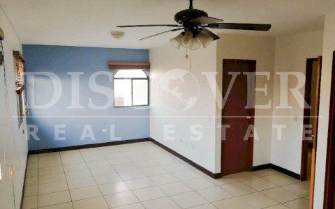 Gorgeous House for Rent only 2 minutes from Galeria Santo Domingo ID 11432