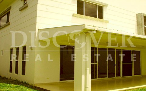  Lovely two storey House for Rent in Villa de la Estancia Condominium ID 10135