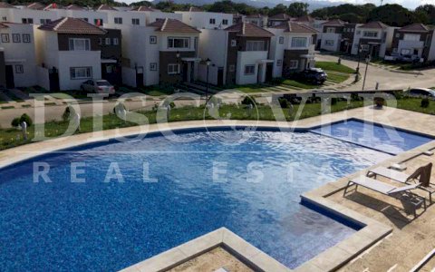 Beautiful House for Rent in Portal de Las Colinas