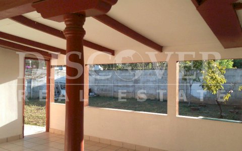  House for Rent located in the Robles Residential ID 10622