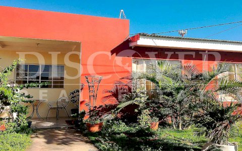 Newly renovated House for Rent in the Colinas Residential ID 9959