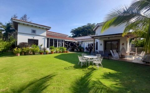  Beautiful House in Carretera Sur 