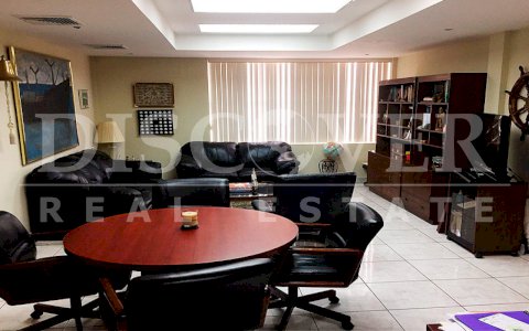  Office Bulding of three storey for Sale en Montoya Area ID 10026