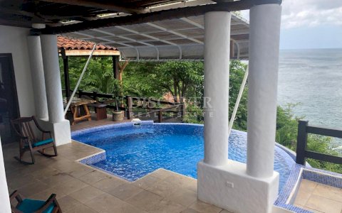  House for sale in La Joya 