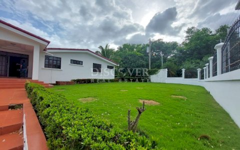  House in Rent Residencial Colinas de Santa Cruz.