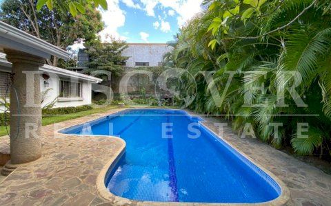  House with pool for Rent in Colinas Residential ID 13043