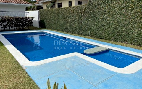  House for rent in Residencial La Rioja.