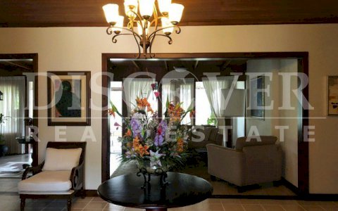  House for Rent in Carretera Masaya - Residencial La Lomas.