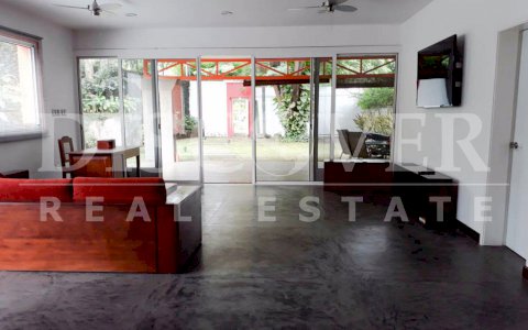  Beautiful House for Rent located in Villa Fontana ID 11187