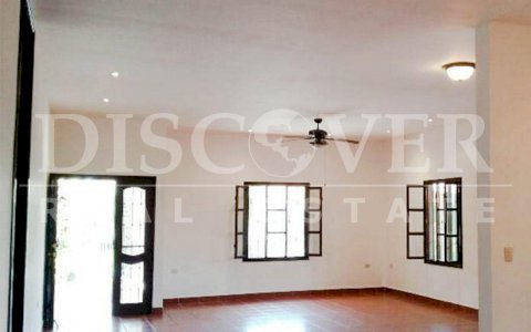  Beautiful House with pool for Rent or Sale in the Colinas Sur ID 11446