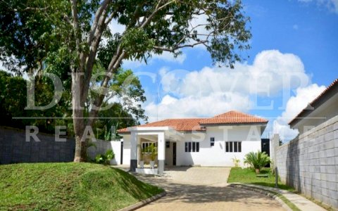  House for Rent or Sale in Condominio el Mango ID 12228