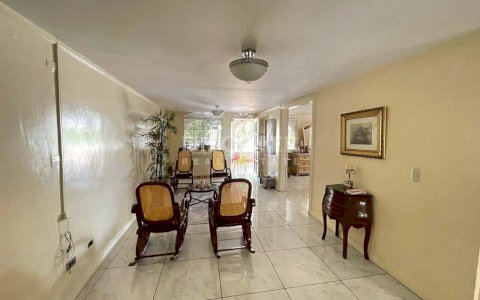  House with apartment for sale in Managua downtown area